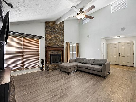 3rd image of 13115 Ravensway Dr