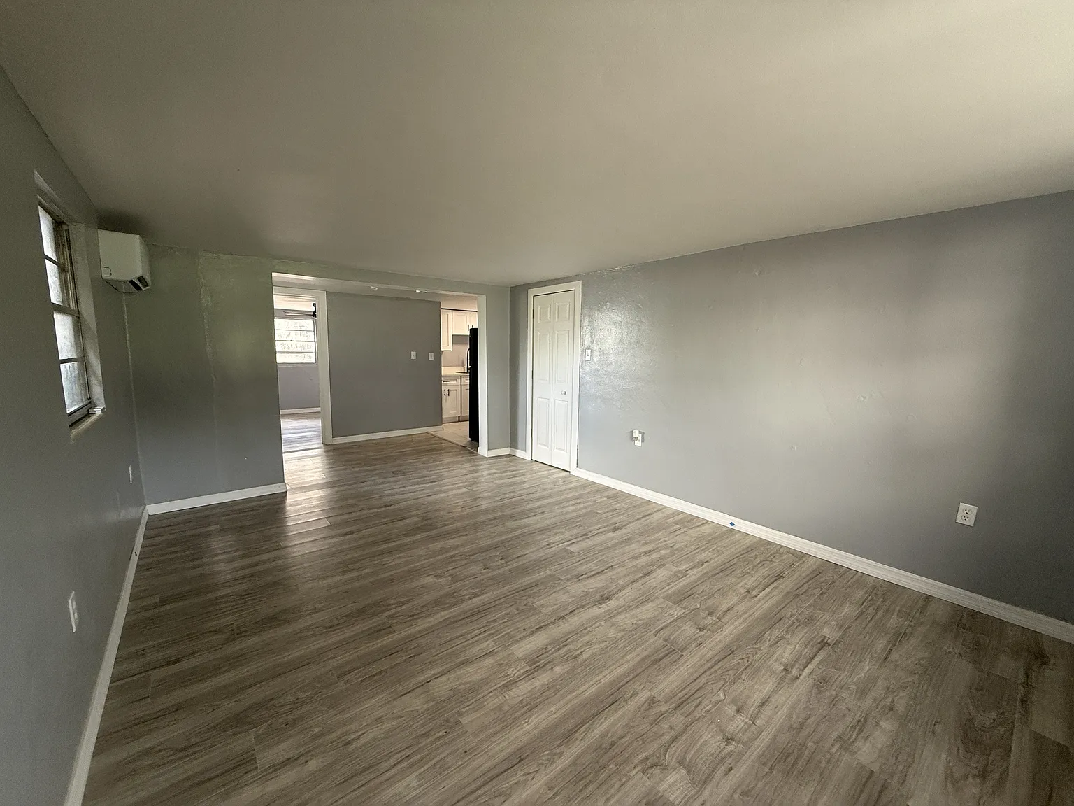 669 Avenue B NW Apt 9 - 9 — Photo 2