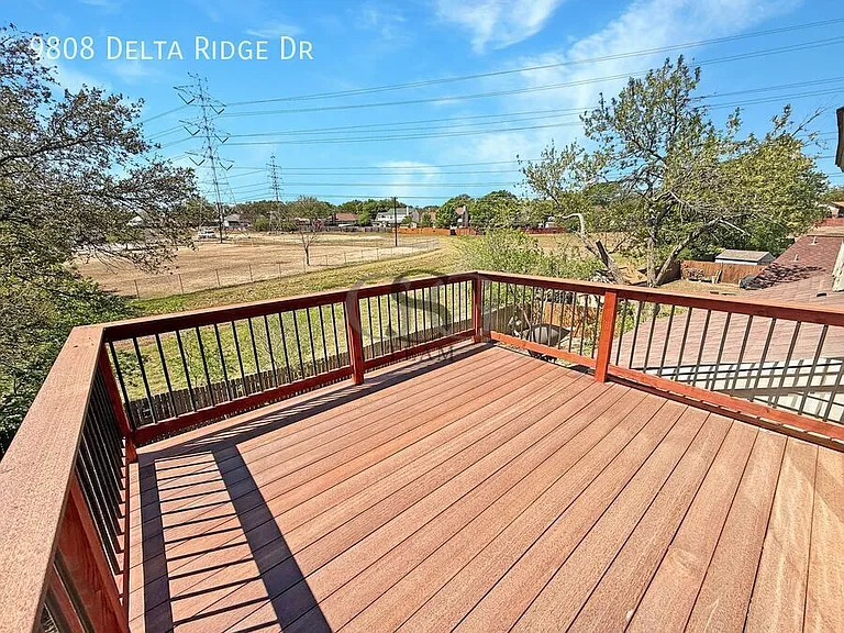 9808 Delta Ridge Dr — Photo 34