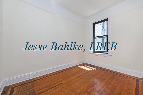 Rented by Jesse Bahlke, LREB | media 4