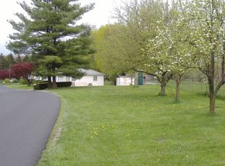 733 Sinclair Rd, Mechanicsburg, PA 17055