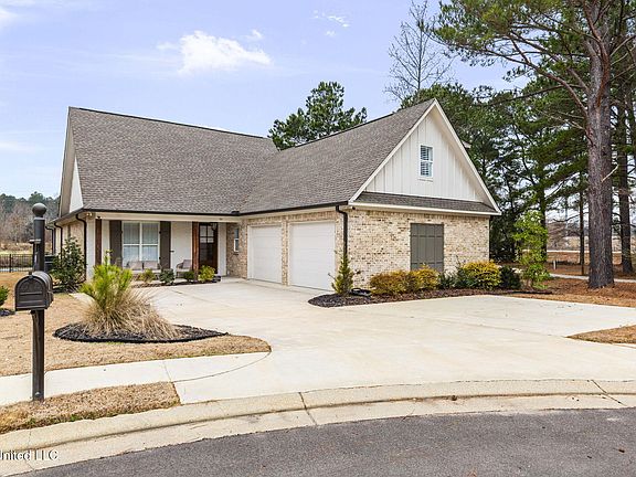 3rd image of 99 Harbor View Dr