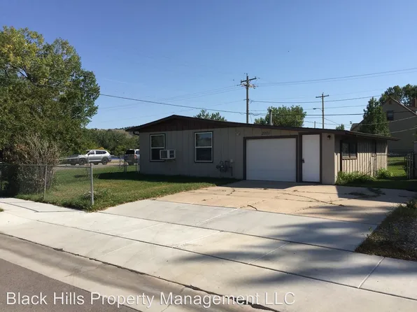 3201 W Saint Cloud St, Rapid City, SD 57702