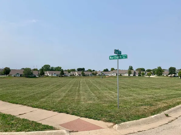 8580 Northern Ave, Rockford, IL 61107
