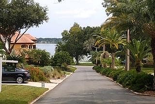 Street view looking towards Lake Hollingsworth