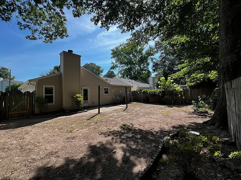 1594 Hummingbird Ln — Photo 25