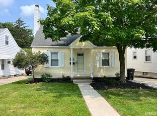 1652 Fairhill Rd, Fort Wayne, IN 46808