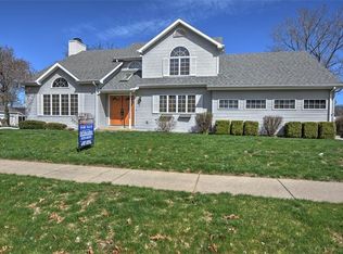 1030 S Cedar Hill Dr, Decatur, IL 62521