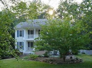 128 Junaluska Dr, Woodstock, GA 30188