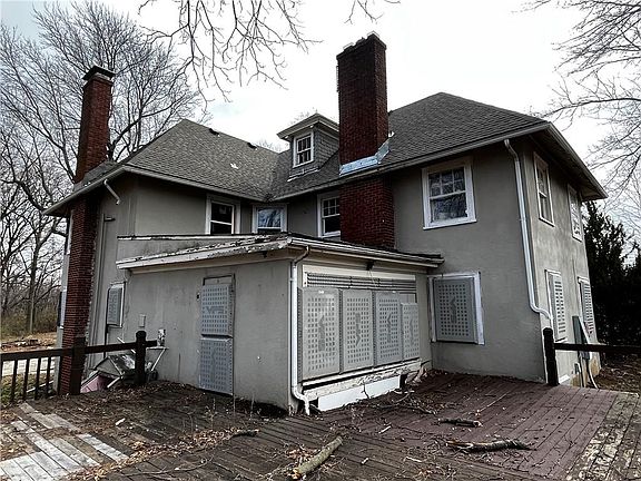 2nd image of 8400 E 67th St