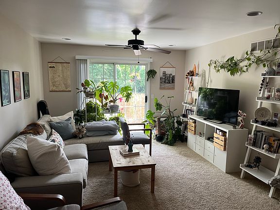 3rd image of 6361 Beechmont Ave #5
