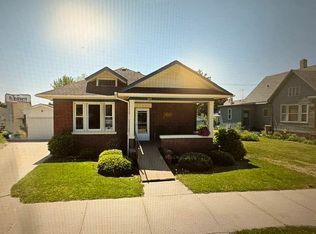 209 W Chapel St, Dodgeville, WI 53533