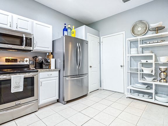 4th image of 8485 Sandy Beach St