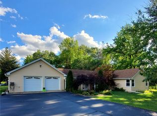 1925 Hawthorne Dr, Decatur, IL 62521