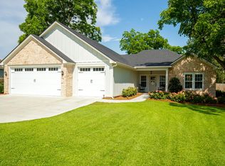 4787 Amelia Cir, Hahira, GA 31632