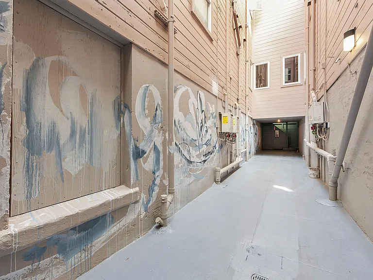 1082 S Van Ness Ave #1082 — Photo 28