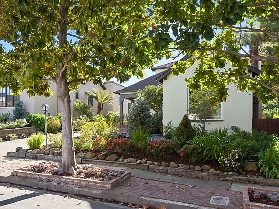 3rd image of 1431 Carlos Ave