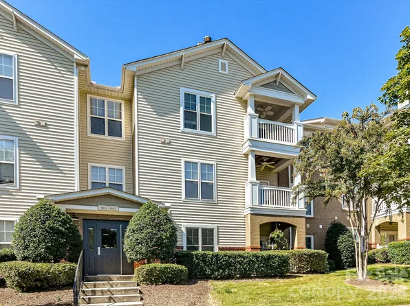 9031 McDowell Creek Ct, Cornelius, NC 28031
