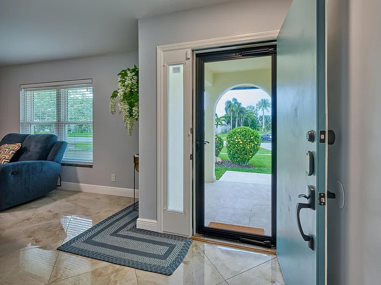 1267 Summerwood Cir — Photo 24