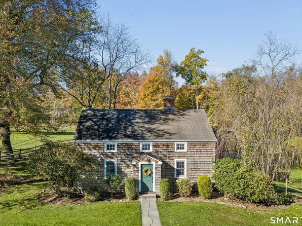 7 The Old Road, Newtown, CT 06470