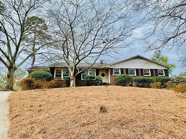 1st image of 1210 W Lakeshore Dr