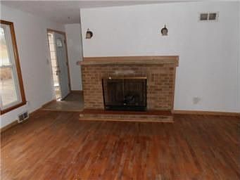 2nd image of 5635 Lathrop Ave