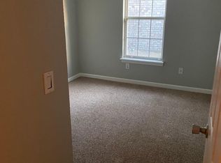 2131 Briarcliff Dr, Moore, OK 73170