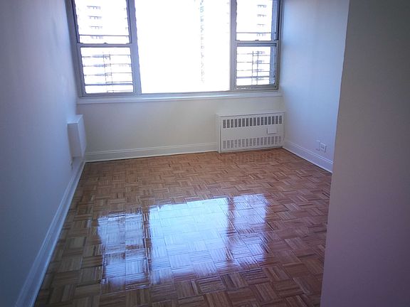 3rd image of 2045 Story Ave APT 10M