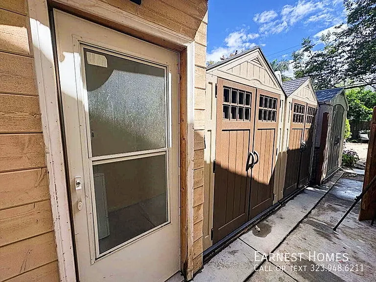 19020 Sylvan St — Photo 12