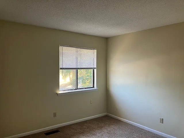1012 Union St #4 — Photo 7