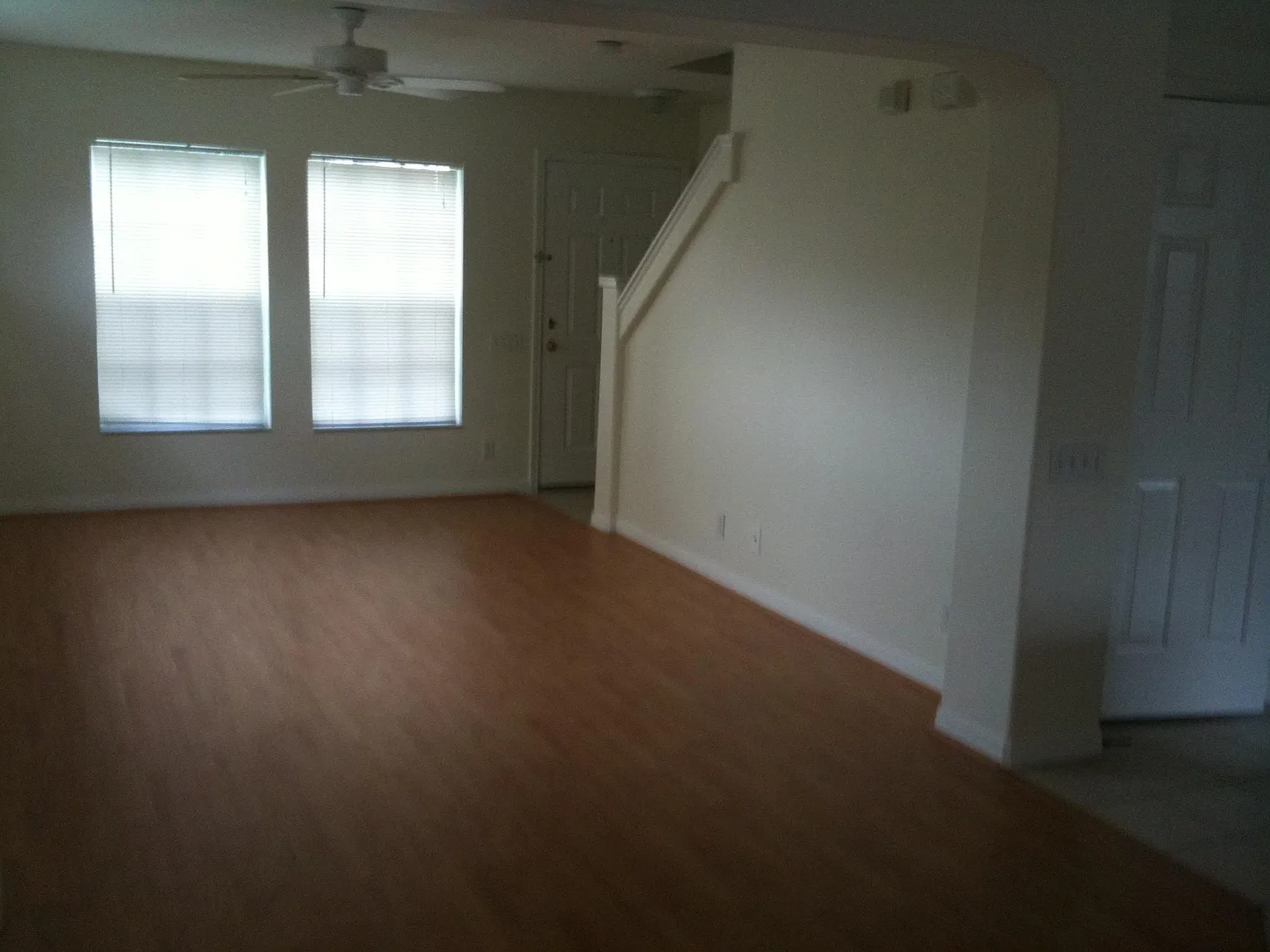 2 bed, 1.5 bath, 1300 sqft, $2,249 — Photo 4
