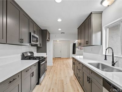 18264 Pine Ave, Fontana, CA, 92335