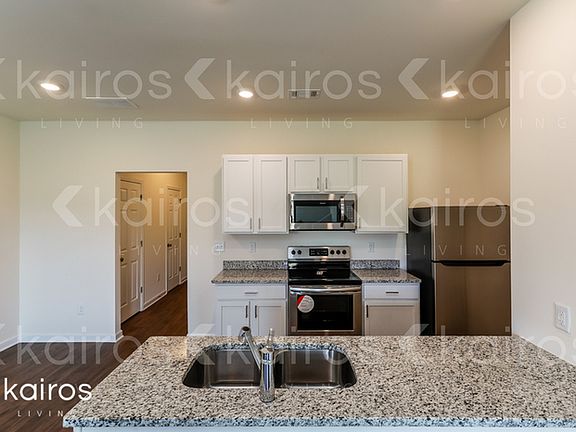 5th image of 202 Long Island Dr