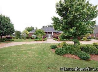 1755 Centennial Club Dr, Conway, AR 72034