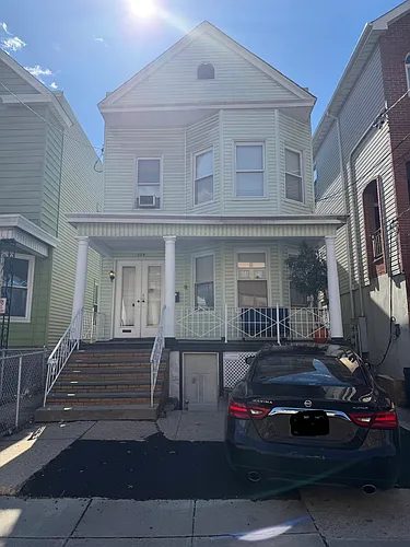 228 Virginia Ave #1 Photo 1