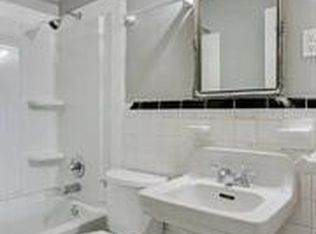 649 S 44th St, Louisville, KY 40211