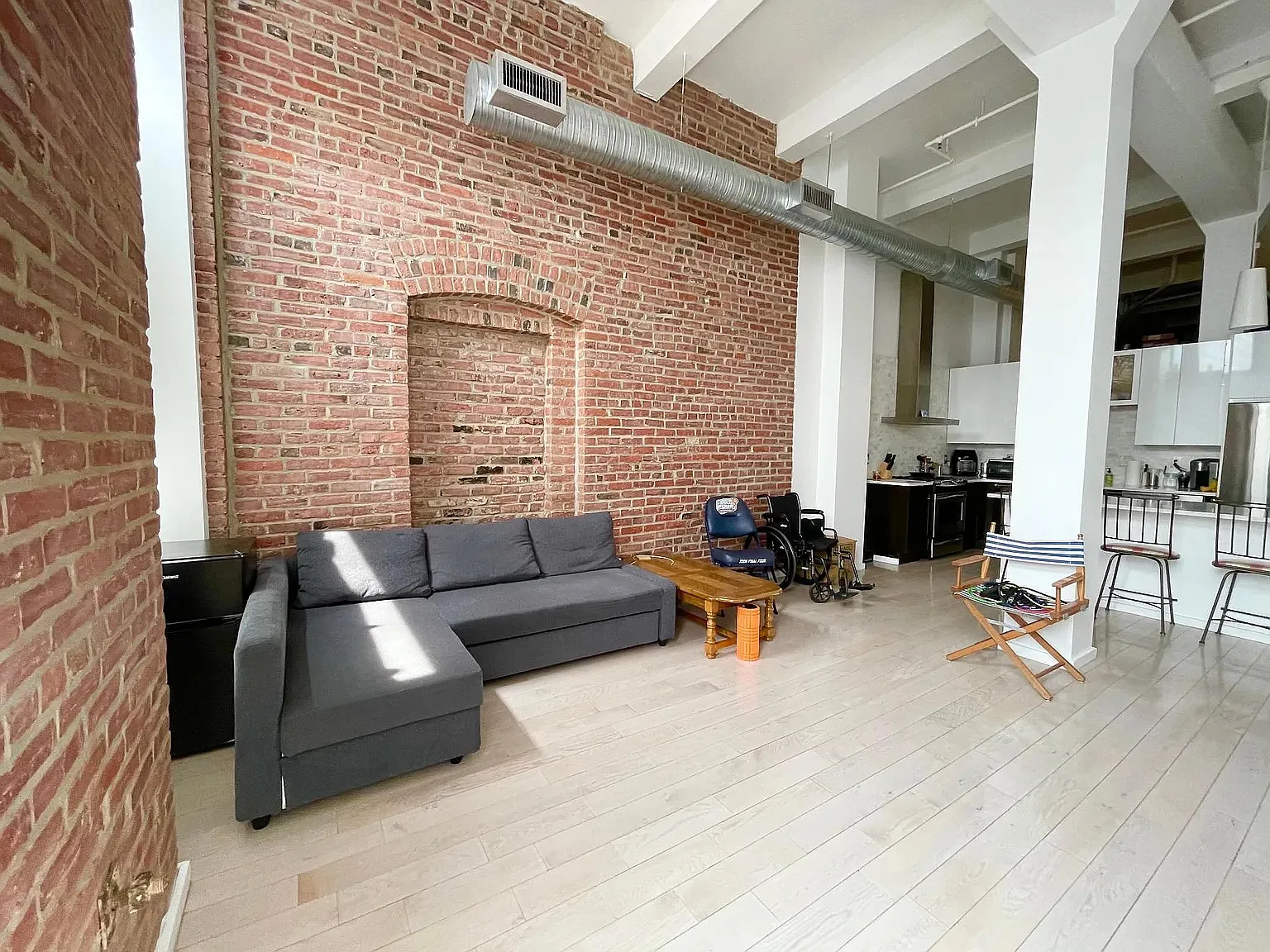 2 bed, 922 sqft, $2,800 — Photo 4
