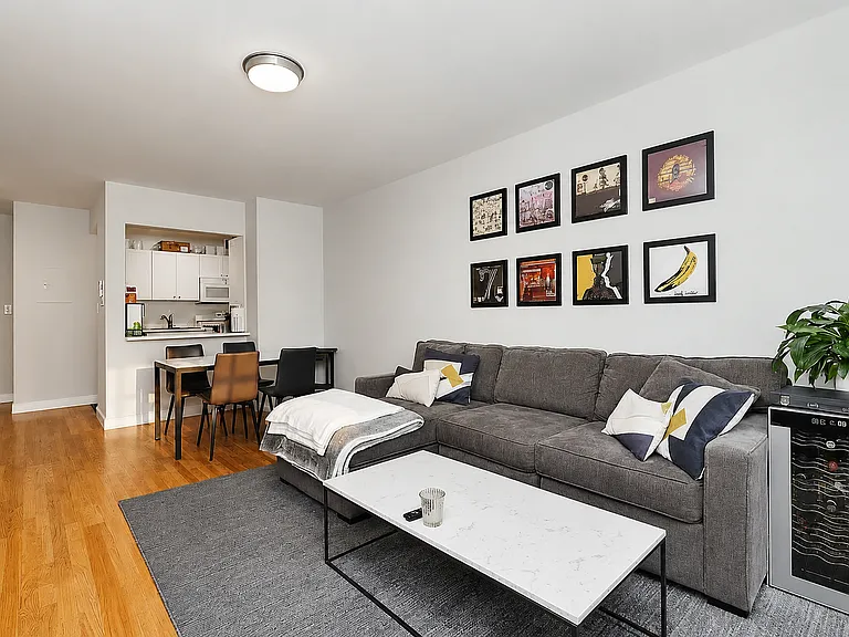 54 Spring St #5F — Photo 4