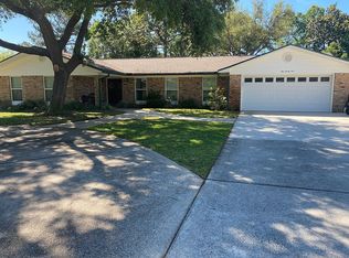 124 Country Club Rd, Shalimar, FL 32579