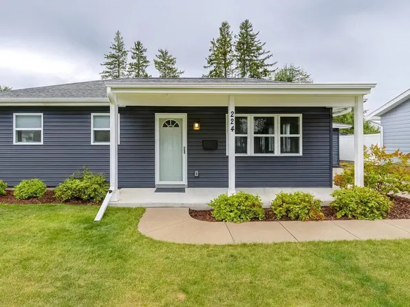 224 Hiawatha Street, Portage, WI 53901