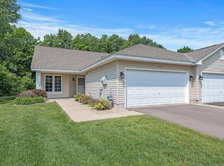 17511 Deerfield Dr SE, Prior Lake, MN 55372