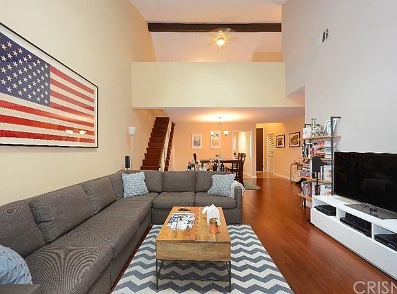 4th image of 2663 Centinela Ave Unit 302