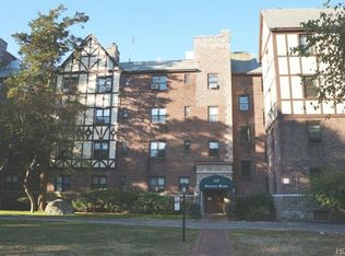 120 Stonelea Pl APT 4L, New Rochelle, NY 10801