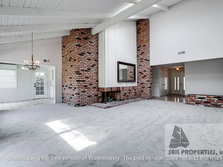15841 Maidstone St — Photo 7