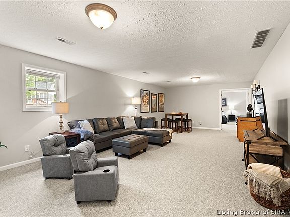 4th image of 3218 Hadleigh Place