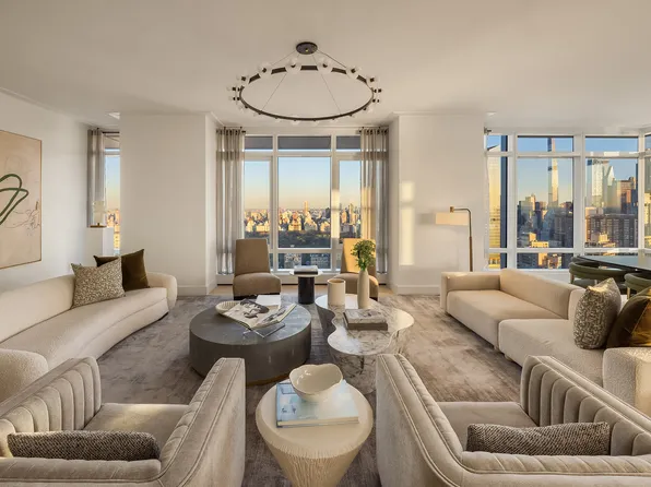 200 Amsterdam Avenue 42 image 2 of 20
