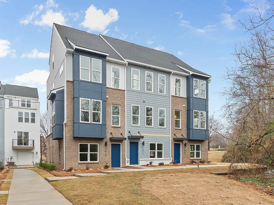 1011 Kokomo Ln
