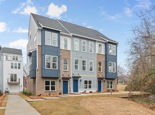 1011 Kokomo Ln, Charlotte, NC 28206