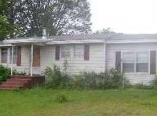 102 Thomas St, Calhoun Falls, SC 29628