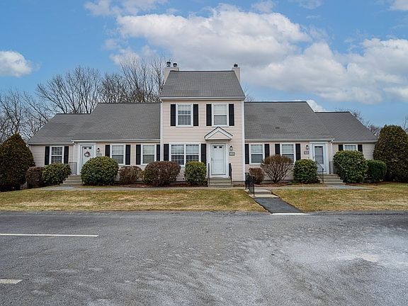 2nd image of 1202 Forest Park Dr